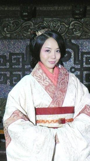 杨钫涵个人资料，杨钫涵照片(杨涵个人资料简介)