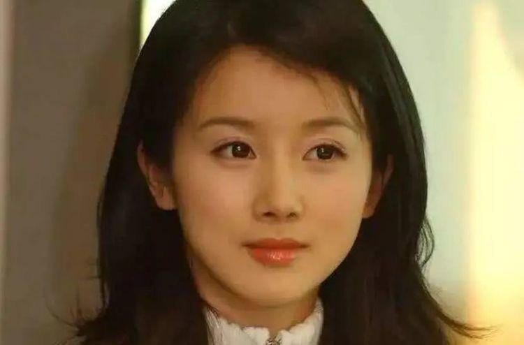 演员孙菲菲，孙菲菲小时候照片(孙菲菲女演员)