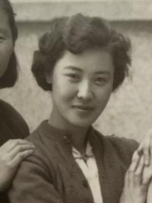 郭兰英简历及个人资料，郭兰英演唱(歌手郭兰英简历)