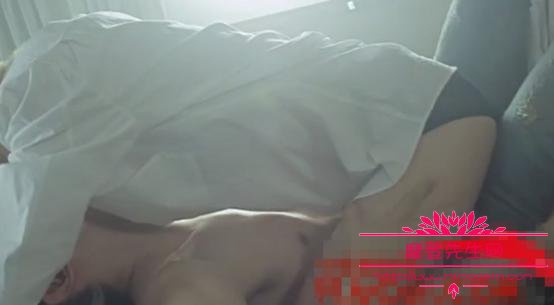 泫雅的胸是真的还是后天练的(泫雅的身材怎么练出来) 泫雅的胸是真的还是后天练的(泫雅的身材怎么练出来)