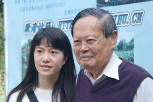 杨振宁与翁帆有孩子吗,翁帆个人资(杨振宁与翁帆有几个子女) 杨振宁与翁帆有孩子吗,翁帆个人资(杨振宁与翁帆有几个子女)