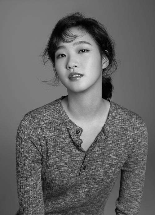 金高银撞脸鸟叔照片 金高银撞脸鸟叔照片