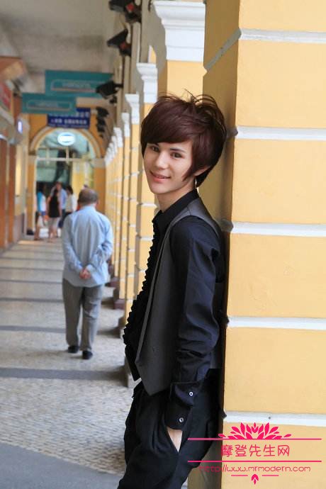 马里山为什么戴义乳 马里山为什么戴义乳