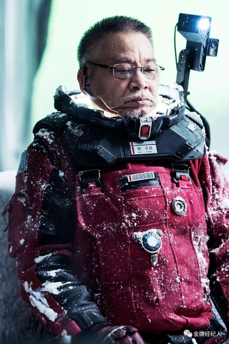 吴孟达身价多少个亿，吴孟达抬棺的(吴孟达为何才5000万遗产)