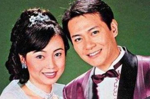 邓萃雯江华,蔡晓仪(邓萃雯采访谈及江华) 邓萃雯江华,蔡晓仪(邓萃雯采访谈及江华)