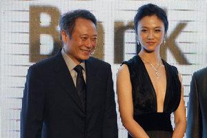 为电影献身的女星，娱乐圈最脏的女(十大最脏女演员)