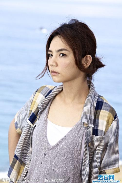 ella个人资料，陈嘉桦个人资料(ella陈嘉桦几个孩子)