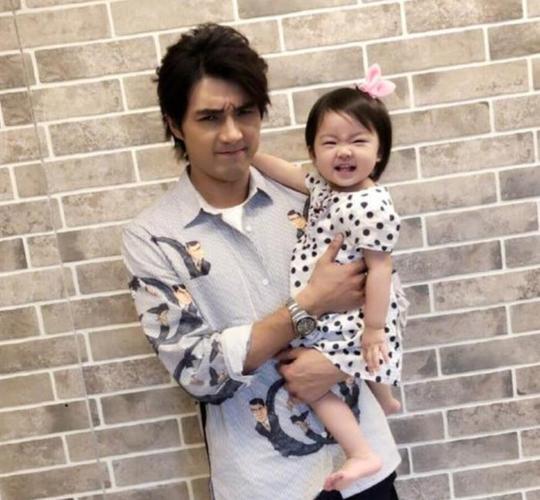 贺军翔绯闻女友，贺军翔个人信息(贺军翔结婚了)