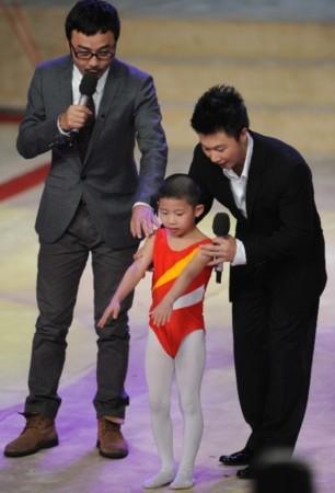 陈一冰个人资料,何雯娜老公梁超个(陈一冰和何雯娜昔日恋情) 陈一冰个人资料,何雯娜老公梁超个(陈一冰和何雯娜昔日恋情)