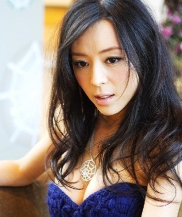 蒋雯丽暴打张静初真相曝光(张静初被蒋雯丽)