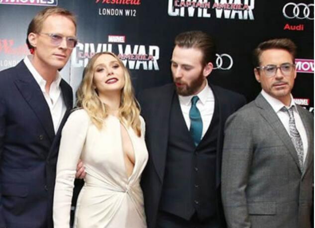 伊丽莎白奥尔森的事业线照片