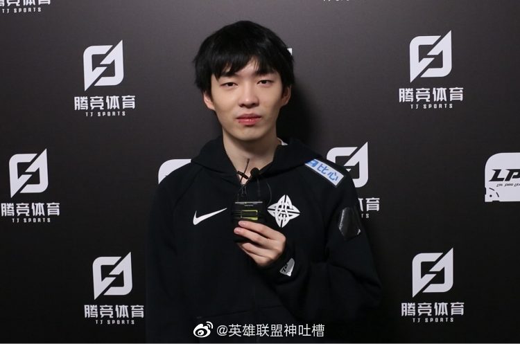 Cryin(袁成伟)为什么叫果皇、果子哥(cryin果子哥什么梗)