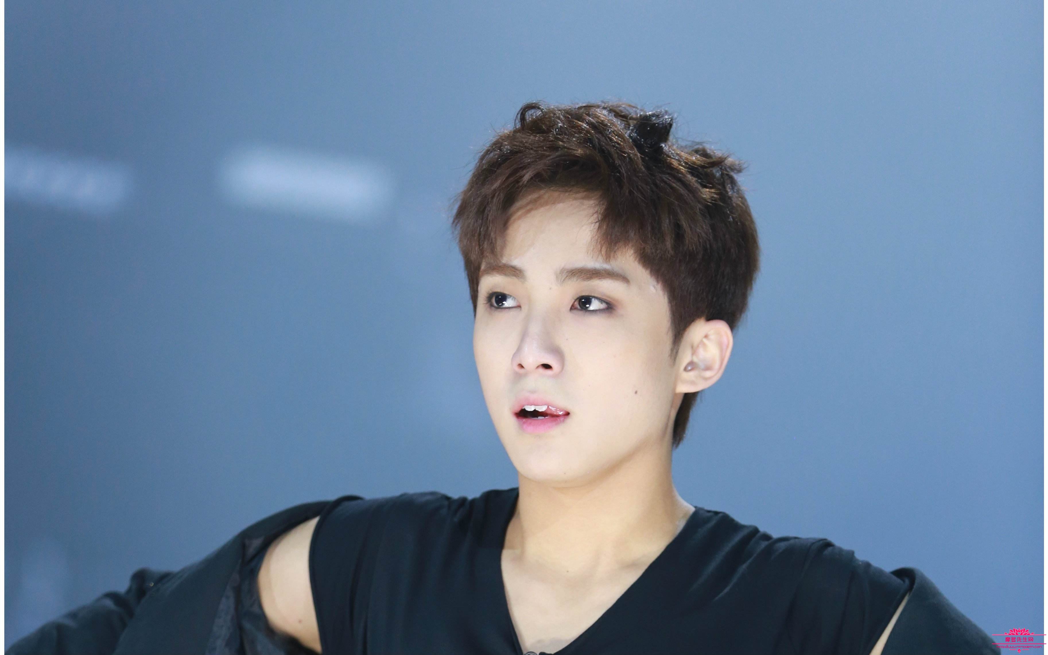 郭子凡女朋友罗奕微博承认恋情