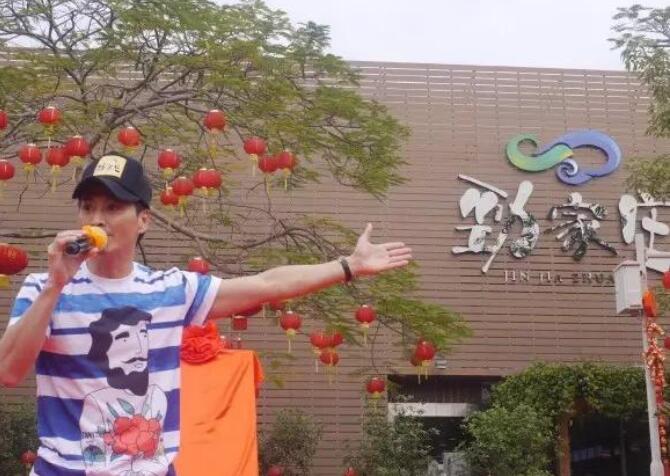 何家劲开的工厂有多少人(何家劲工厂叫什么名字) 何家劲开的工厂有多少人(何家劲工厂叫什么名字)