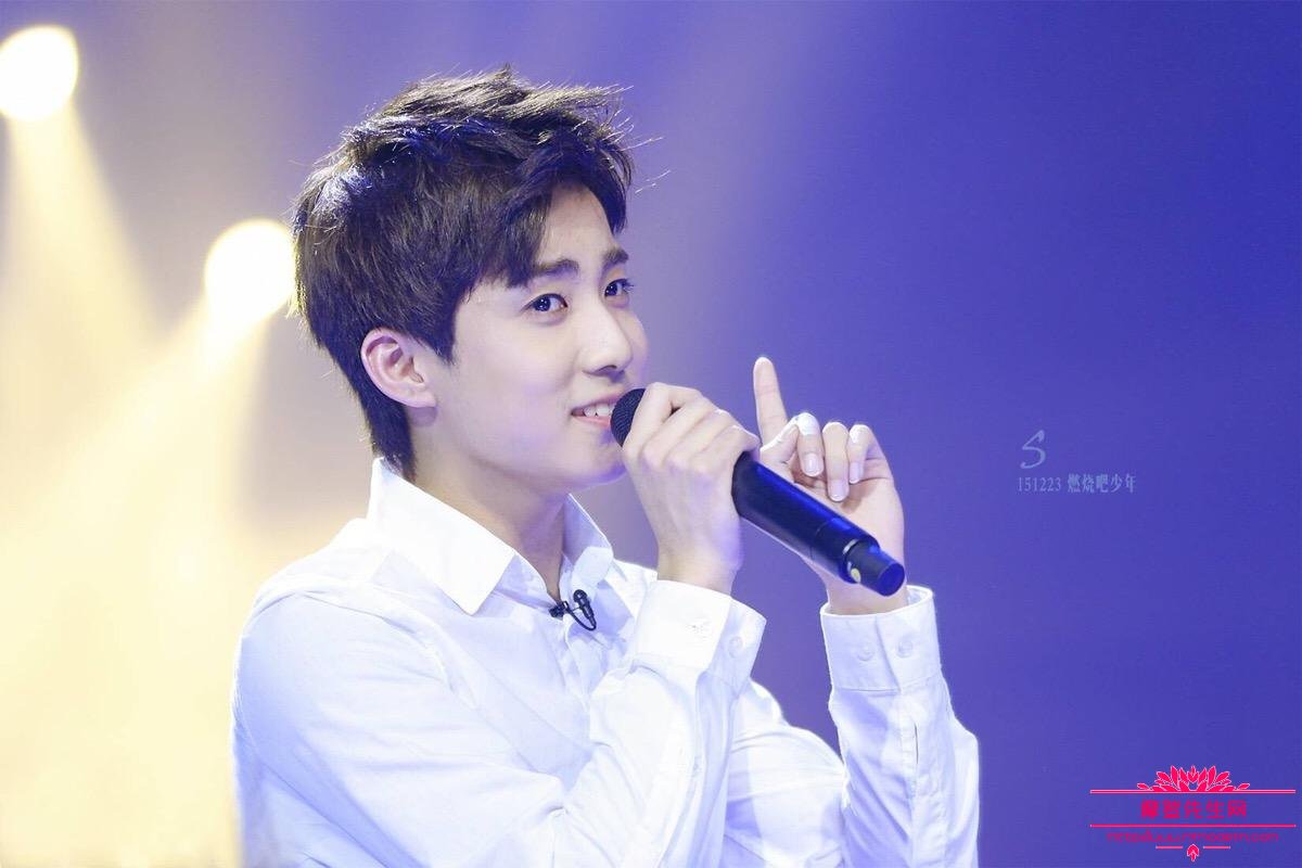 郭子凡女朋友罗奕微博承认恋情