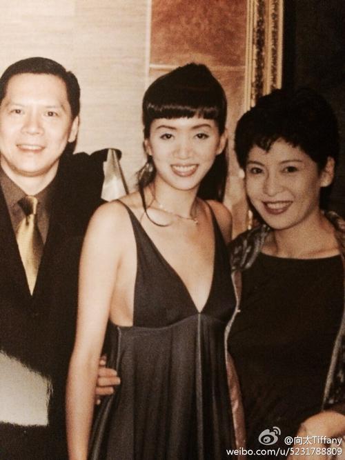 向华强玩过的女明星，向华强的电影(向华强拍电影)