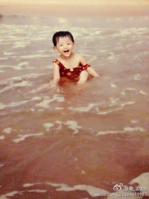 蒲巴甲老婆梁洁是谁旗下的艺人？梁洁有没有