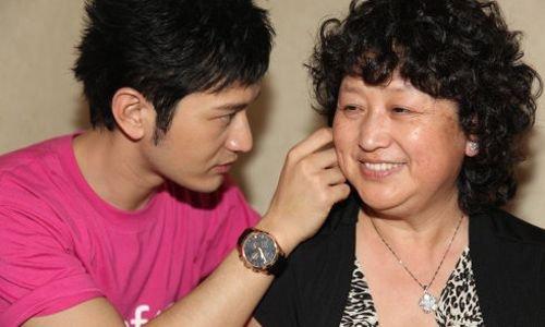 黄晓明父母,邓伦(邓伦资料个人资料父母) 黄晓明父母,邓伦(邓伦资料个人资料父母)