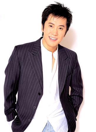 毛宁遇刺事件，2000年毛宁被刺(毛宁当年被刺是怎么回事)