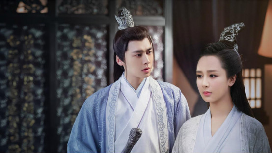 陆雪琪为什么喜欢张小凡?陆雪琪的胸是真的(陆雪琪是不是喜欢张小凡)