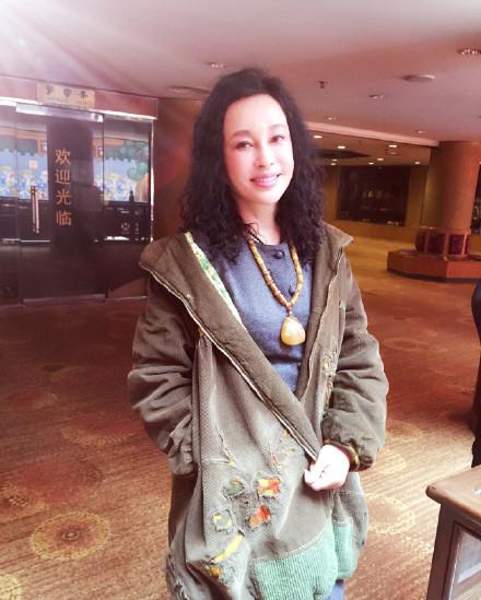 陈冲年轻时候的照片图(演员陈冲年轻时照片) 陈冲年轻时候的照片图(演员陈冲年轻时照片)