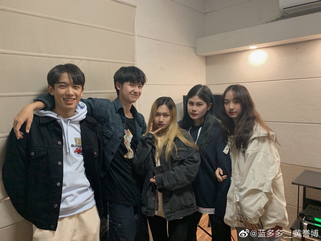 黄誉博长大后的帅气照片(黄誉博的身高) 黄誉博长大后的帅气照片(黄誉博的身高)