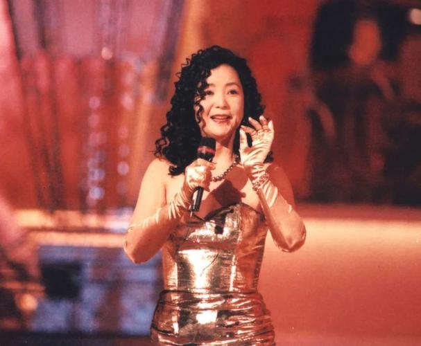 邓丽君资料，邓丽君经典老歌20首(邓丽君经典歌80首)
