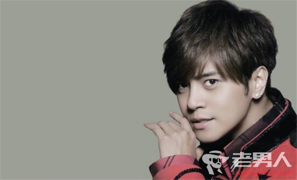 范植伟为什么打王心凌被称为渣男？他年轻时