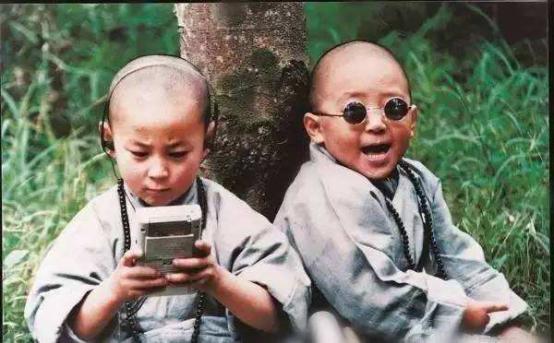 郝劭文现状如何？郝劭文小时候和长大后发差