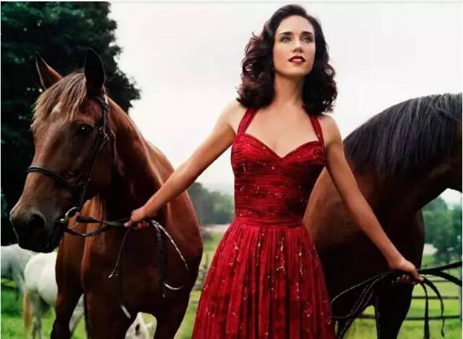 詹妮弗·康纳利是拉丁裔吗(詹尼佛·康纳利女儿)