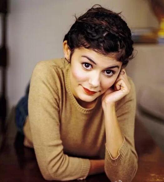 奥黛丽·塔图和赫本有关系吗(奥黛丽·赫本和希特勒)