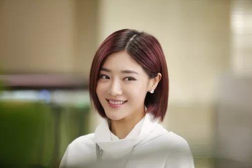 邓家佳结婚，邓家佳多大了(邓家佳有老公吗)