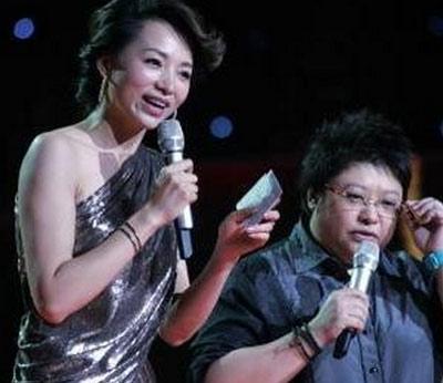 管彤照片,管彤年轻时照片(管彤和她老公的照片) 管彤照片,管彤年轻时照片(管彤和她老公的照片)