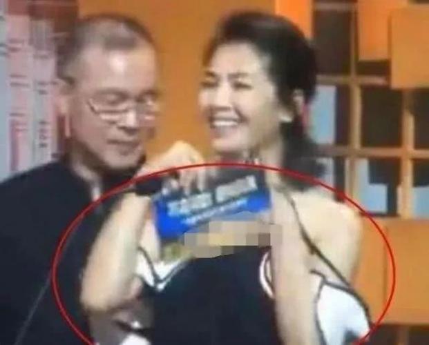 明星出丑照,美国明星出丑照(出丑的明星) 明星出丑照,美国明星出丑照(出丑的明星)