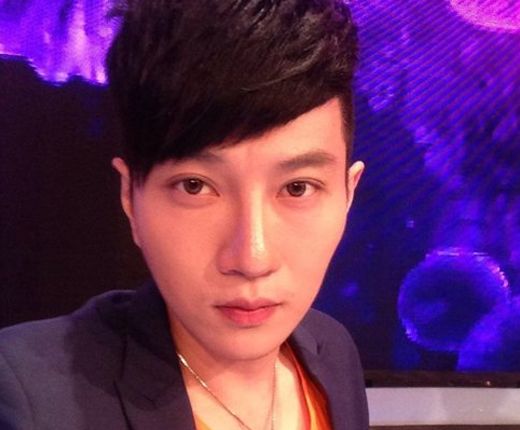 何孟怀是富二代吗?何孟怀和他老婆照片 何孟怀是富二代吗?何孟怀和他老婆照片