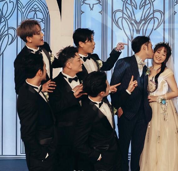 mic男团漫画女主是真的吗?mic男团漫 mic男团漫画女主是真的吗?mic男团漫