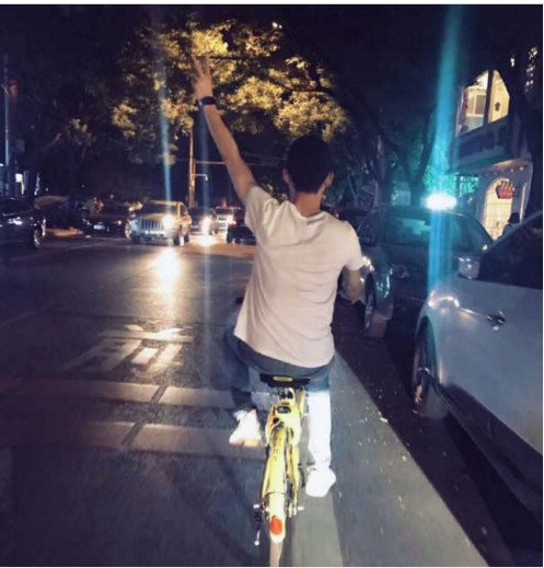 王凯为什么叫凯凯王?王凯是同性恋真的假的 王凯为什么叫凯凯王?王凯是同性恋真的假的