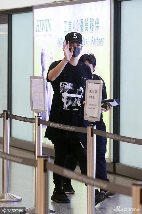 柯震东绯闻女友，井柏然(柯震东女友都有谁)