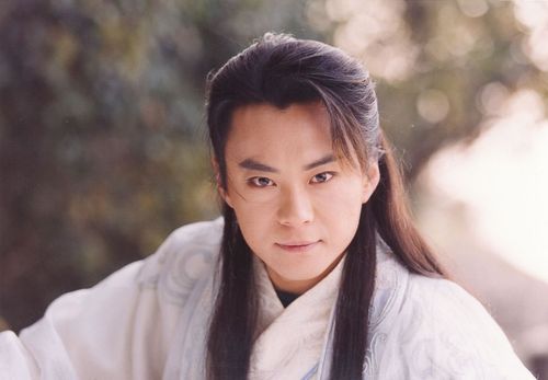 王斑主演的电视剧，王斑主演的军旅(王斑演的特种兵电视剧)