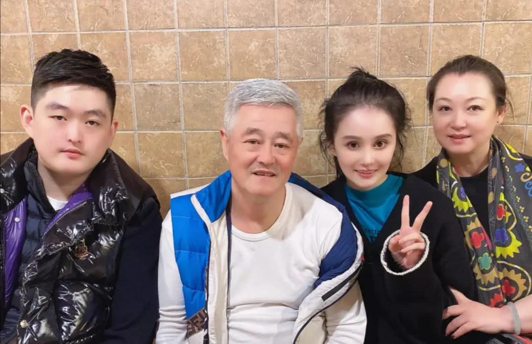 马丽娟年轻时候的照片,赵一涵 马丽娟年轻时候的照片,赵一涵