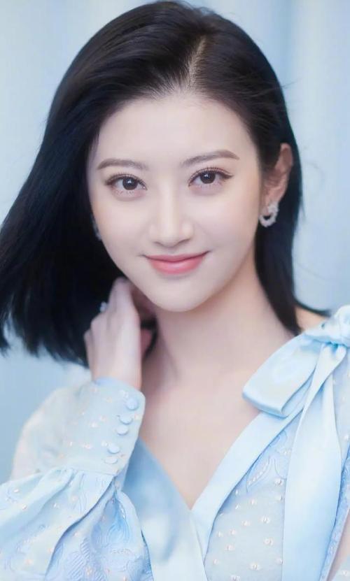 明星的生活照，明星们的照片(明星的照片儿)