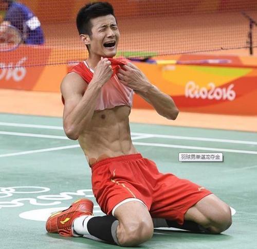 谌龙个人资料，羽坛传奇谌龙(谌龙个人成绩)