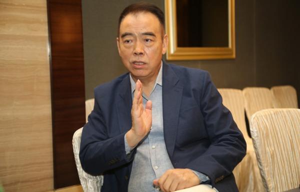 张艺谋被UFO抓走传闻成真(张艺谋ufo 陈凯歌)