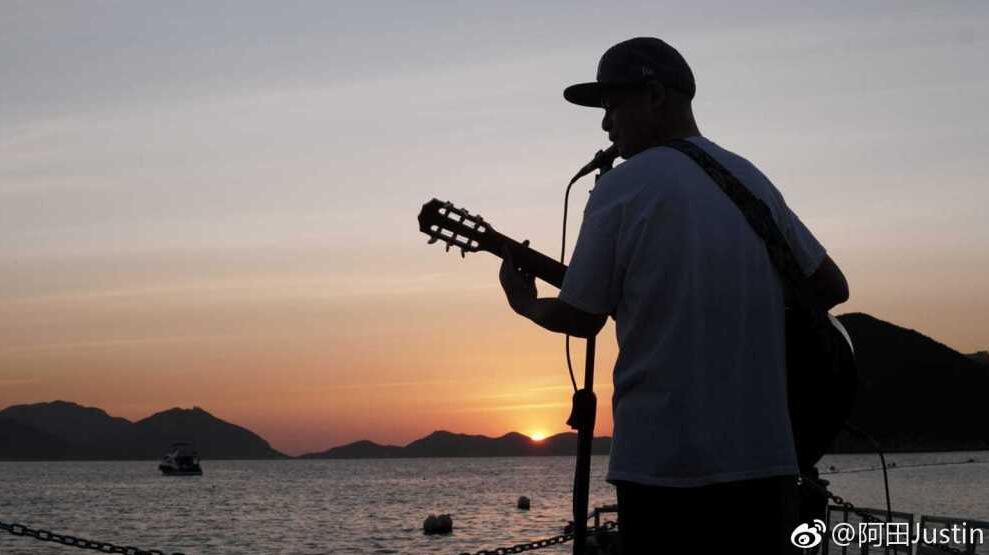 侧田为什么退出乐坛？侧田的命硬是什么意思(侧田为什么销声匿迹)