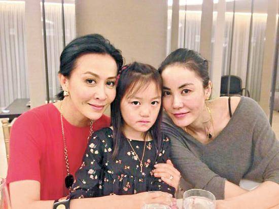 王菲几个孩子,王菲的两个女儿(王菲的女儿有几个) 王菲几个孩子,王菲的两个女儿(王菲的女儿有几个)