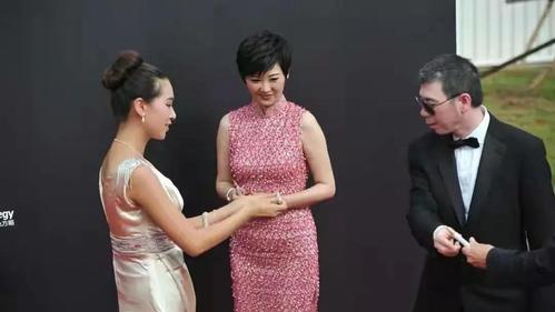 徐帆图片,年轻时徐帆(徐帆早年照片)