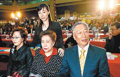 郭台铭绯闻,郭敬明的老婆(郭敬明有老婆了吗)