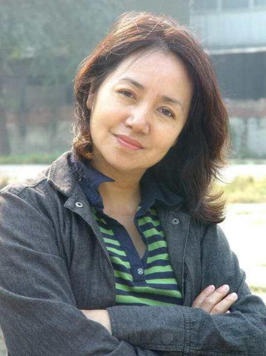 李野萍和冯雷长得好像对比照(李野萍与冯雷) 李野萍和冯雷长得好像对比照(李野萍与冯雷)