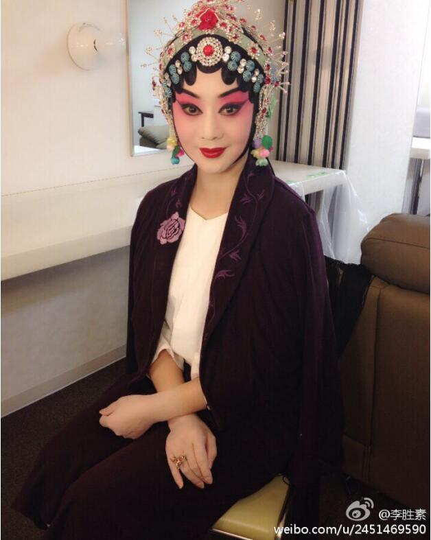 李胜素为什么不出场不怎么露面了 李胜素为什么不出场不怎么露面了