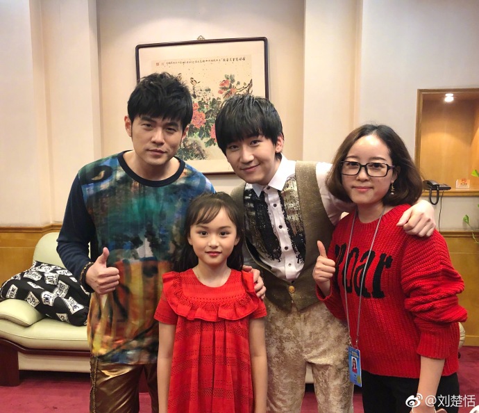刘楚恬家里是做什么的(刘楚恬是谁家的)